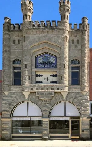 Bee Tree Folk School teaching kitchen and museum.
